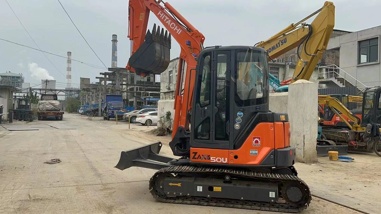 HITACHI ZX50U-2 - Minigrävmaskin: bild 3 HITACHI ZX50U-2 - Minigrävmaskin: bild 3