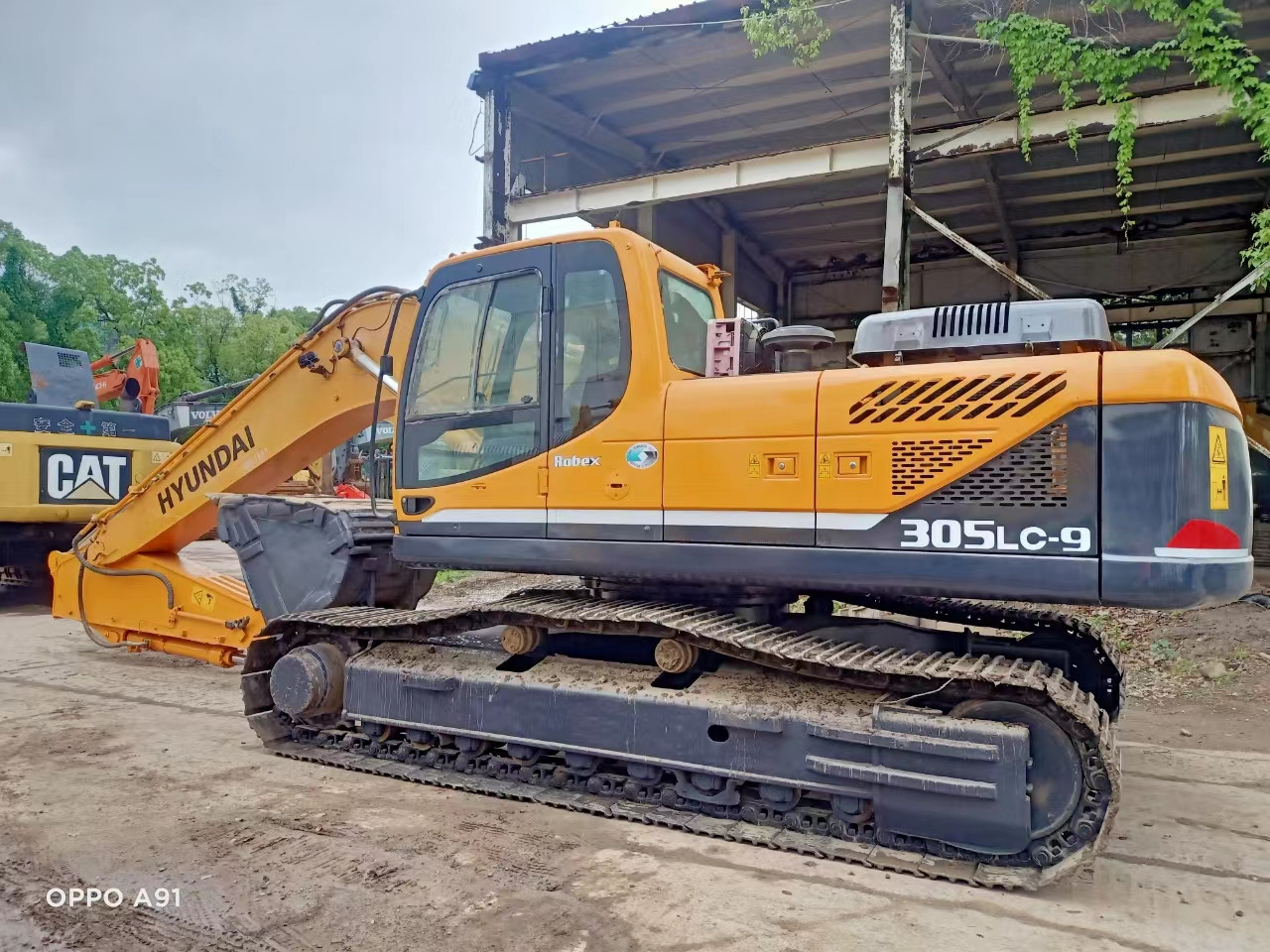 HYUNDAI R305LC-9T - Bandgrävare: bild 4 HYUNDAI R305LC-9T - Bandgrävare: bild 4
