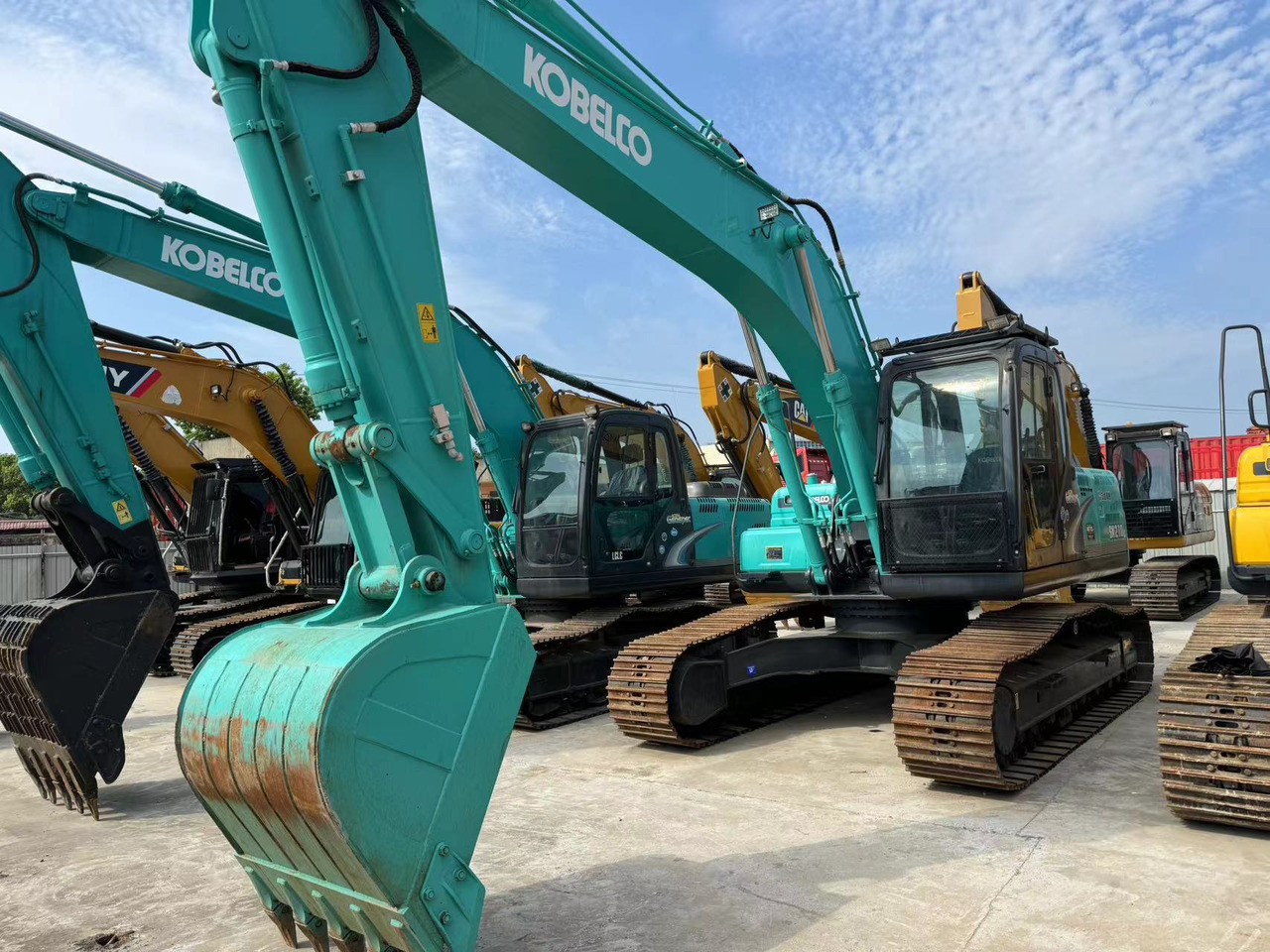 KOBELCO SK210-8 - Grävmaskin: bild 1 KOBELCO SK210-8 - Grävmaskin: bild 1