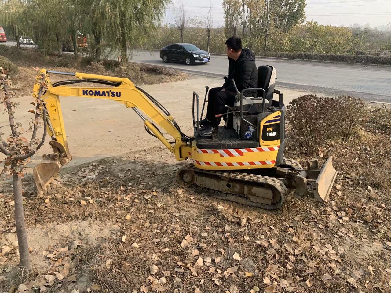 KOMATSU PC18MR - Bandgrävare: bild 3 KOMATSU PC18MR - Bandgrävare: bild 3