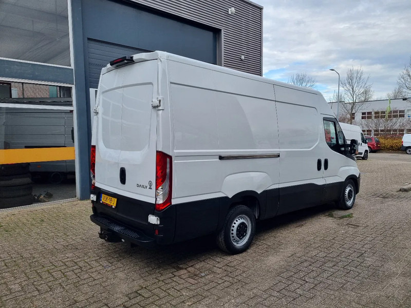 Iveco Daily 35S17 3.0D Koelwagen TK V300MAX st 230V +20C / -20C - Kylbil: bild 2 Iveco Daily 35S17 3.0D Koelwagen TK V300MAX st 230V +20C / -20C - Kylbil: bild 2