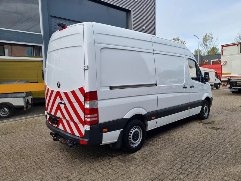 Mercedes-Benz Sprinter 314 CDI/ L2H2/ Aut./ Airco/ Camera/ Navi - Skåpbil: bild 2 Mercedes-Benz Sprinter 314 CDI/ L2H2/ Aut./ Airco/ Camera/ Navi - Skåpbil: bild 2
