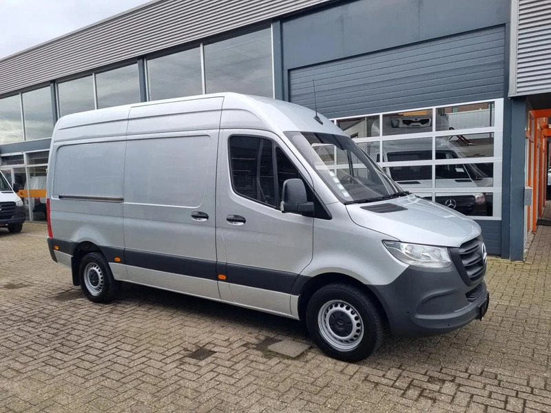 Mercedes-Benz Sprinter 314 CDI L2H2 EURO 6/ Airco/ Navi/ Camera - Skåpbil: bild 1 Mercedes-Benz Sprinter 314 CDI L2H2 EURO 6/ Airco/ Navi/ Camera - Skåpbil: bild 1