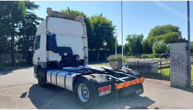 DAF CF 85.410 4x2 MANUAL 410 POWER - Dragbil: bild 4 DAF CF 85.410 4x2 MANUAL 410 POWER - Dragbil: bild 4