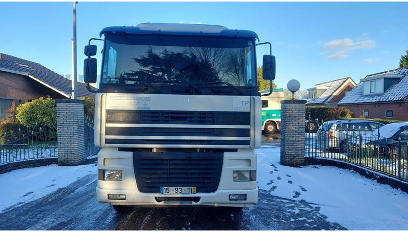 DAF XF 95.430 EURO 2 MANUAL GEARBOX - Dragbil: bild 5 DAF XF 95.430 EURO 2 MANUAL GEARBOX - Dragbil: bild 5
