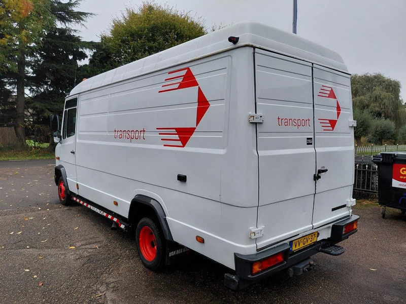 Mercedes-Benz 512 D - Små skåpbil: bild 4 Mercedes-Benz 512 D - Små skåpbil: bild 4