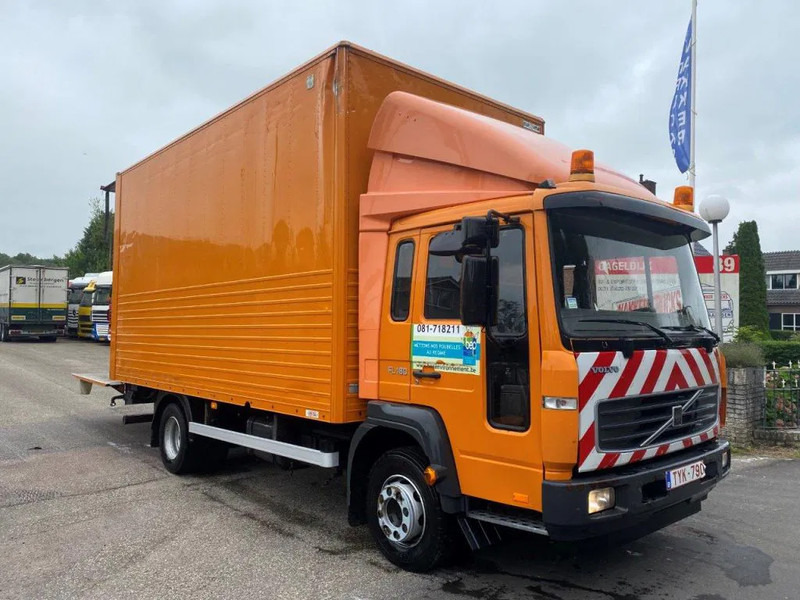 Volvo FL 614 FL 180 - Lastbil med skåp: bild 2 Volvo FL 614 FL 180 - Lastbil med skåp: bild 2