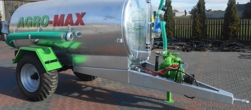 AGRO-MAX Beczkowóz 5000 / Cisterna de agua de 5. - Gödseltunna: bild 1 AGRO-MAX Beczkowóz 5000 / Cisterna de agua de 5. - Gödseltunna: bild 1
