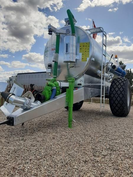 Agro-max New Agro-Max Barrel/ Beczkowóz wóz asenizacyjny 10000 l - Gödseltunna: bild 4 Agro-max New Agro-Max Barrel/ Beczkowóz wóz asenizacyjny 10000 l - Gödseltunna: bild 4