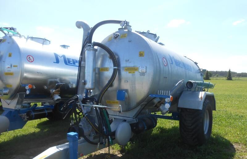 MEPROZET Güllefässer/ Slurry tank/ Beczkowóz T-528/5 (PN60/3) - Gödseltunna: bild 1 MEPROZET Güllefässer/ Slurry tank/ Beczkowóz T-528/5 (PN60/3) - Gödseltunna: bild 1