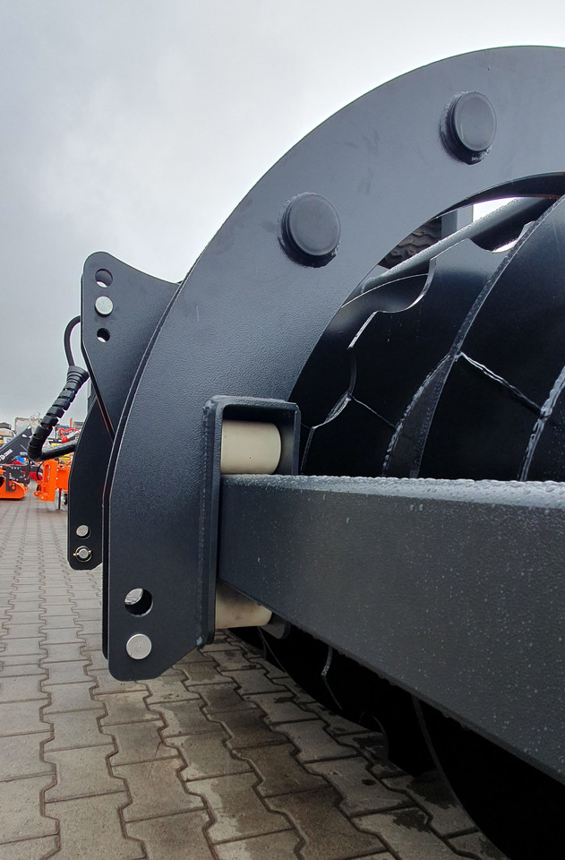 METAL-TECHNIK Wał Pryzmowy MT2 z dociskiem - Jordbruks-vält: bild 2 METAL-TECHNIK Wał Pryzmowy MT2 z dociskiem - Jordbruks-vält: bild 2