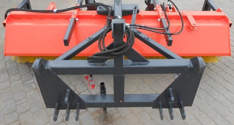 Metal-technik Sweeper/ Zamiatarka 2,4*M - Sopaggregat för Utility/ Specialfordon: bild 5 Metal-technik Sweeper/ Zamiatarka 2,4*M - Sopaggregat för Utility/ Specialfordon: bild 5