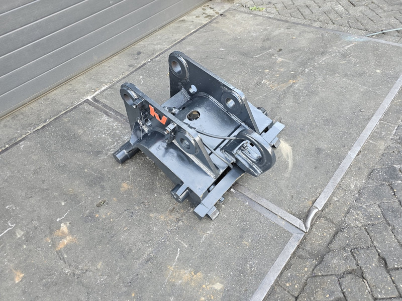 Verachtert snelwissel cw45 breedt hydraulische snelwissel cw45 breedt - Redskapsfäste för Byggmaskiner: bild 1 Verachtert snelwissel cw45 breedt hydraulische snelwissel cw45 breedt - Redskapsfäste för Byggmaskiner: bild 1