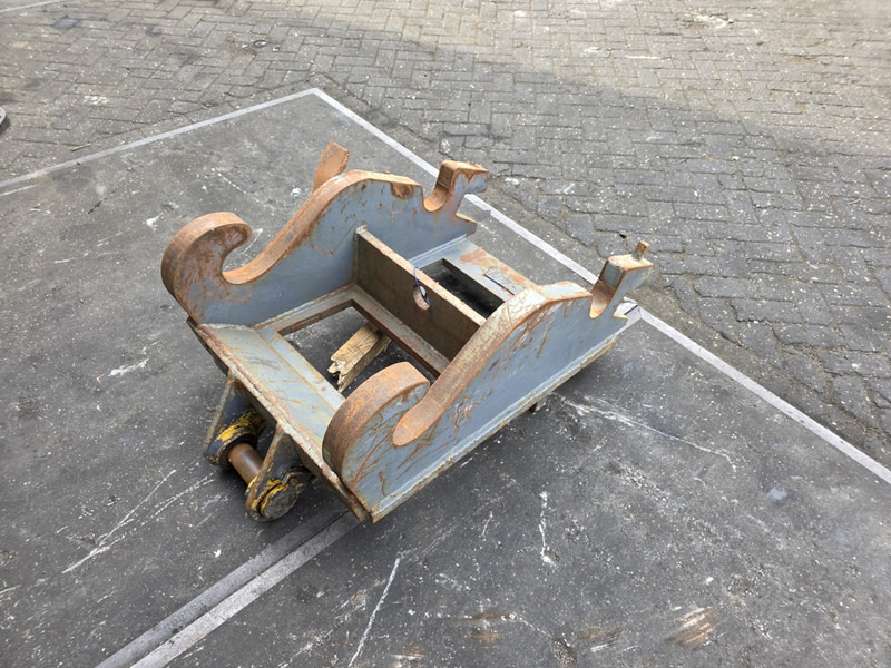 Adaptor plate cw55s verachtert kopplaat cw55s verachtert eurosteel - Skopa för Byggmaskiner: bild 3 Adaptor plate cw55s verachtert kopplaat cw55s verachtert eurosteel - Skopa för Byggmaskiner: bild 3