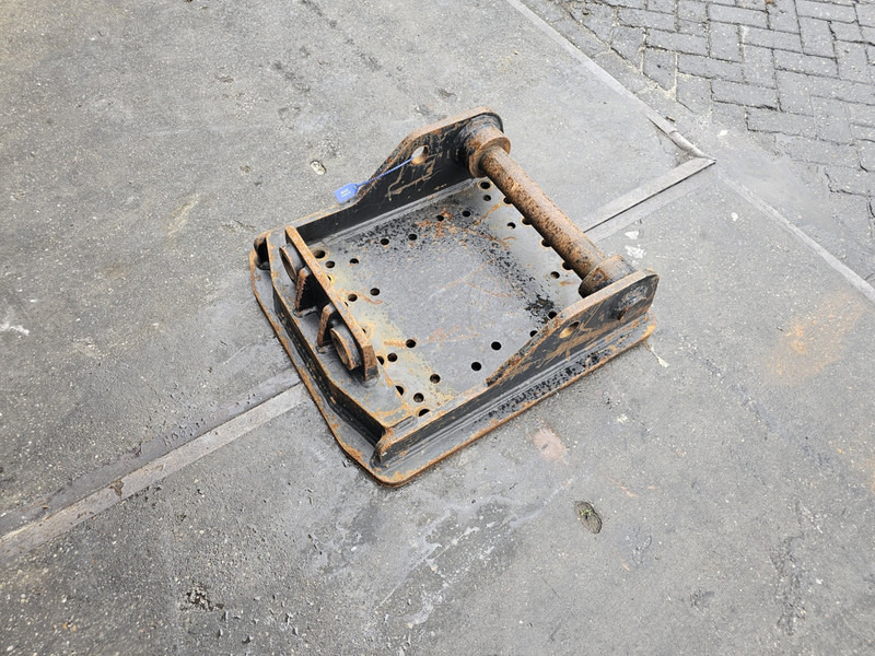 Kopplaat lehnhof cat patroon hammer plate lehnhof cat verachtert - Redskapsfäste för Byggmaskiner: bild 4 Kopplaat lehnhof cat patroon hammer plate lehnhof cat verachtert - Redskapsfäste för Byggmaskiner: bild 4