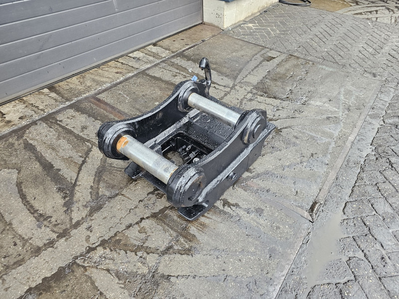 Oilquick 80 coupler connector oq80 oilquick steelwrist - Redskapsfäste för Byggmaskiner: bild 2 Oilquick 80 coupler connector oq80 oilquick steelwrist - Redskapsfäste för Byggmaskiner: bild 2