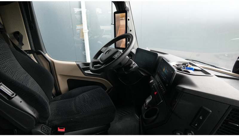 Mercedes-Benz ACTROS 1945 GIGASPACE 684.000KM - Dragbil: bild 5 Mercedes-Benz ACTROS 1945 GIGASPACE 684.000KM - Dragbil: bild 5