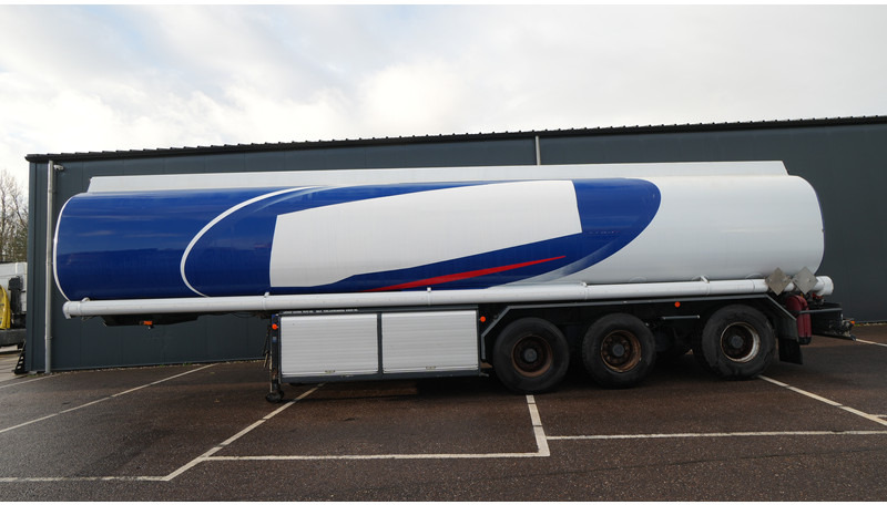 LAG 3 AXLE ADR FUEL TANK TRAILER 45.000ltr - Tanktrailer: bild 1 LAG 3 AXLE ADR FUEL TANK TRAILER 45.000ltr - Tanktrailer: bild 1