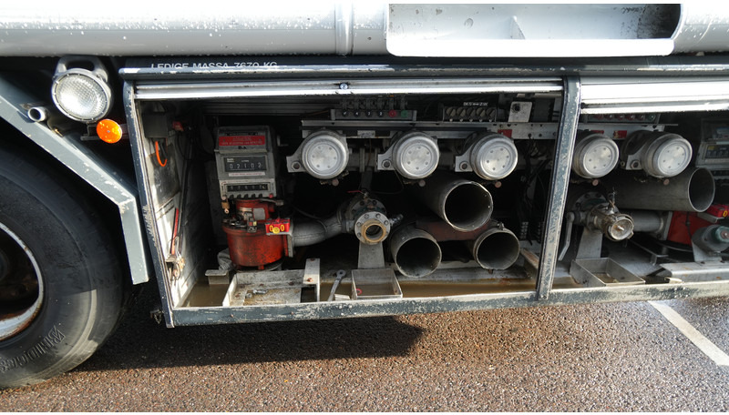 LAG 3 AXLE ADR FUEL TANK TRAILER 45.000ltr - Tanktrailer: bild 4 LAG 3 AXLE ADR FUEL TANK TRAILER 45.000ltr - Tanktrailer: bild 4