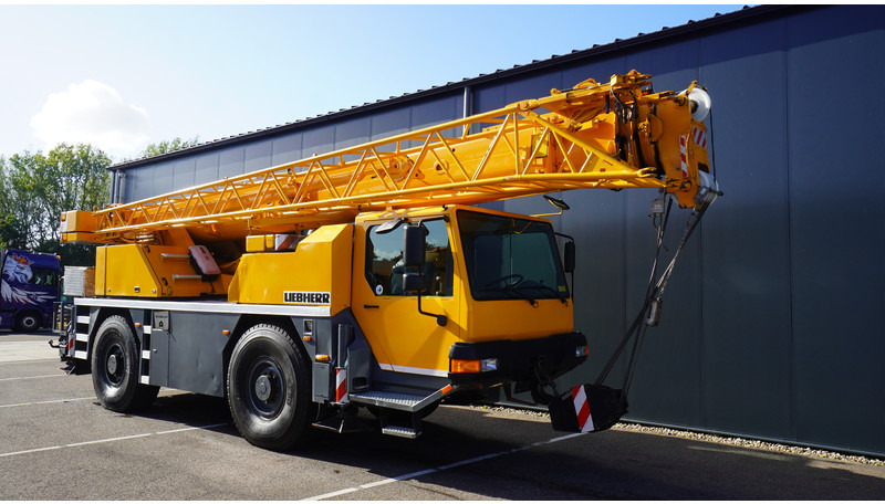 Liebherr LTM 1030-2.1 WITH JIB - Kranbil: bild 3 Liebherr LTM 1030-2.1 WITH JIB - Kranbil: bild 3