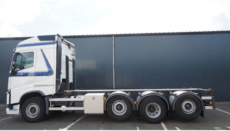 Volvo FH 460 8X2 20 FT CONTAINER TRANSPORT TRUCK - Containerbil/ Växelflak lastbil: bild 1 Volvo FH 460 8X2 20 FT CONTAINER TRANSPORT TRUCK - Containerbil/ Växelflak lastbil: bild 1