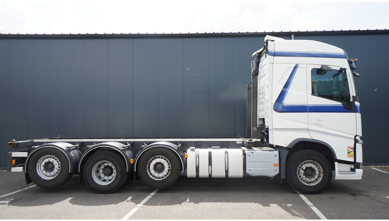 Volvo FH 460 8X2 20 FT CONTAINER TRANSPORT TRUCK - Containerbil/ Växelflak lastbil: bild 2 Volvo FH 460 8X2 20 FT CONTAINER TRANSPORT TRUCK - Containerbil/ Växelflak lastbil: bild 2