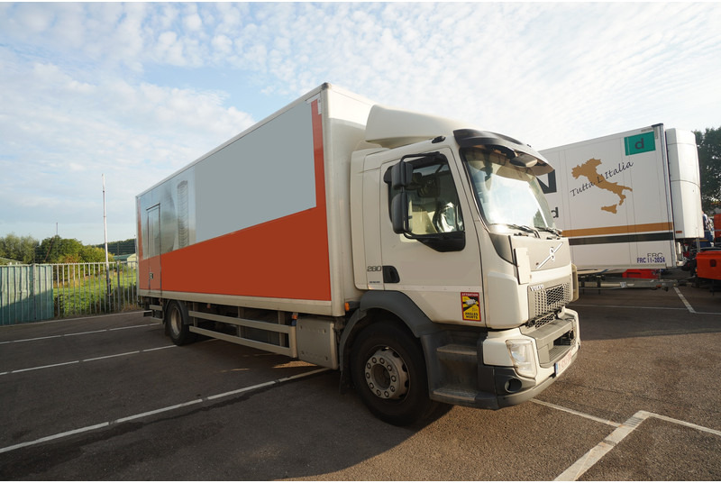 Volvo FL 280 CLOSED BOX BROKEN ENGINE NOT DRIVABLE - Lastbil med skåp: bild 3 Volvo FL 280 CLOSED BOX BROKEN ENGINE NOT DRIVABLE - Lastbil med skåp: bild 3