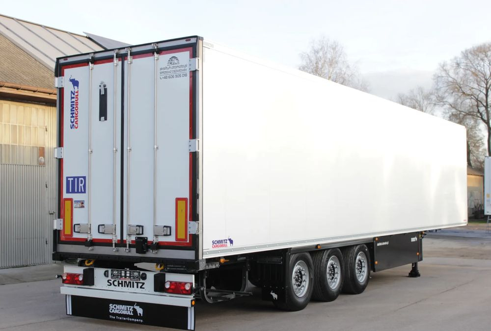 Schmitz Cargobull FP 60 V7 Thermo King SLXi 300 / JAK NOWA / ŚCIANA 7 CM / - Kyl/ Frys semitrailer: bild 4 Schmitz Cargobull FP 60 V7 Thermo King SLXi 300 / JAK NOWA / ŚCIANA 7 CM / - Kyl/ Frys semitrailer: bild 4