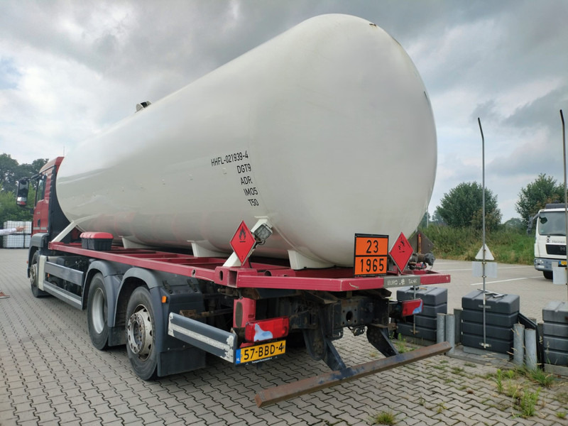 MAN TGS 26.400 6x2-4 LL 26900 Liter Gas tank truck ID 2.168 Rootselaar, flowmeter, pump - Tankbil: bild 5 MAN TGS 26.400 6x2-4 LL 26900 Liter Gas tank truck ID 2.168 Rootselaar, flowmeter, pump - Tankbil: bild 5