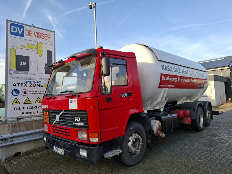 Volvo FL7 260 6x2 21550 Liter Gas tank truck ID 2.171 - Tankbil: bild 1 Volvo FL7 260 6x2 21550 Liter Gas tank truck ID 2.171 - Tankbil: bild 1