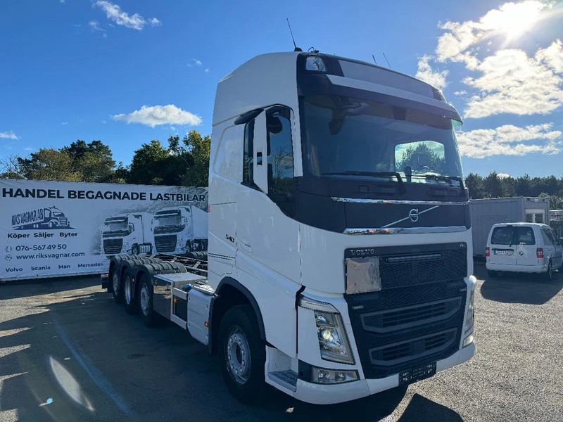 Volvo FH 540 8x2*4, ADR, Euro 6, Chassi (ex. Tank-truck), 2018 - Chassi lastbil: bild 1 Volvo FH 540 8x2*4, ADR, Euro 6, Chassi (ex. Tank-truck), 2018 - Chassi lastbil: bild 1