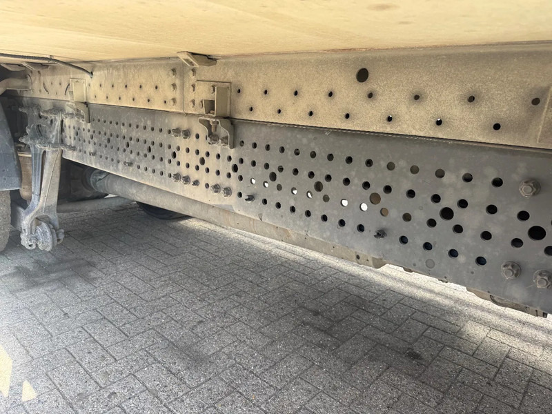 Mercedes-Benz Antos 1827 **BLUETEC 6-FRENCH TRUCK-8,70L BOX** - Kylbil lastbil: bild 5 Mercedes-Benz Antos 1827 **BLUETEC 6-FRENCH TRUCK-8,70L BOX** - Kylbil lastbil: bild 5