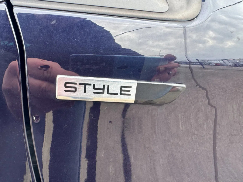 Peugeot 208 **STYLE-EURO 5B-AIRCO** - Hatchback/ Halvkombi: bild 4 Peugeot 208 **STYLE-EURO 5B-AIRCO** - Hatchback/ Halvkombi: bild 4