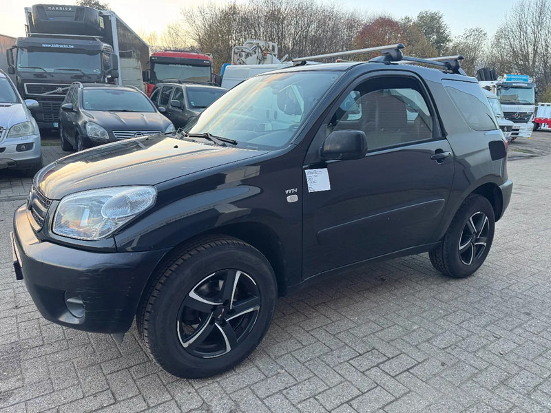 Toyota RAV4 **PETROL-BELGIAN ORIGINE** - SUV: bild 3 Toyota RAV4 **PETROL-BELGIAN ORIGINE** - SUV: bild 3