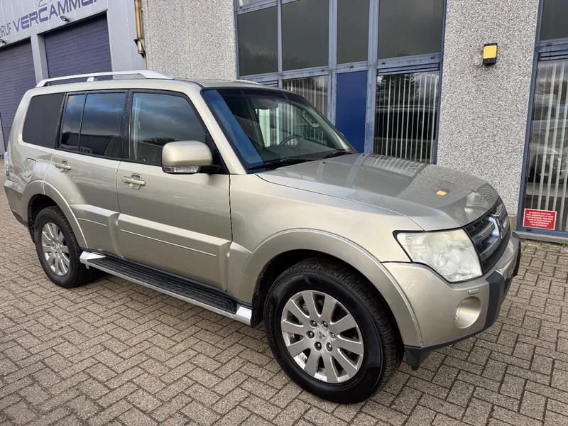Mitsubishi Pajero **3200TD-AUTOMAAT-AC-TOPSHAPE-LICHTE VRACHT** - Transportbil: bild 3 Mitsubishi Pajero **3200TD-AUTOMAAT-AC-TOPSHAPE-LICHTE VRACHT** - Transportbil: bild 3