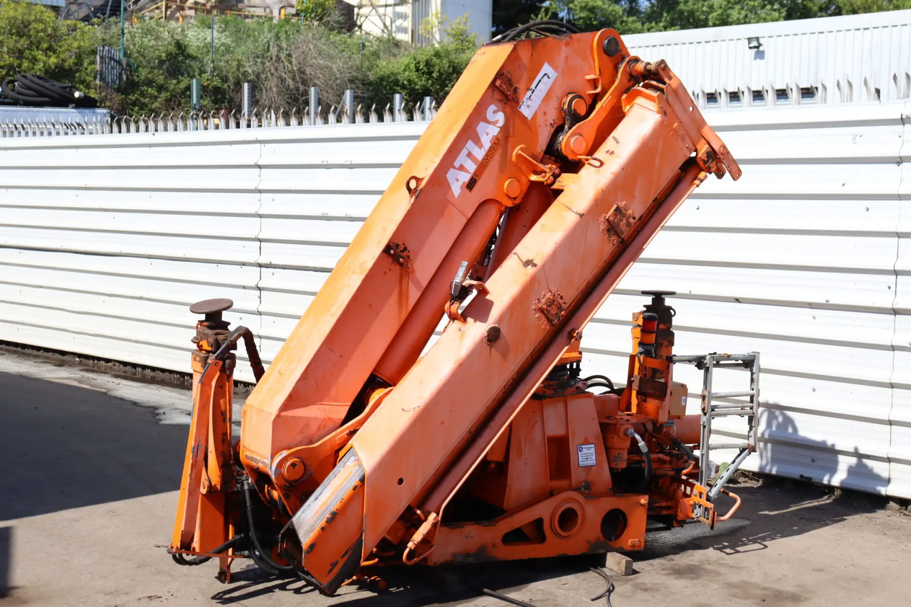 ATLAS 225.2 A2 KNUCKLEBOOM LOADER CRANE (2004) - Lastbilskran: bild 2 ATLAS 225.2 A2 KNUCKLEBOOM LOADER CRANE (2004) - Lastbilskran: bild 2
