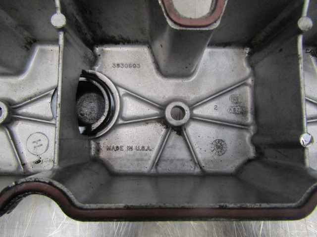 CUMMINS 6 CTA C SERIES ROCKER COVER P/NO 3930903 - Motor och reservdelar för Lastbil: bild 2 CUMMINS 6 CTA C SERIES ROCKER COVER P/NO 3930903 - Motor och reservdelar för Lastbil: bild 2