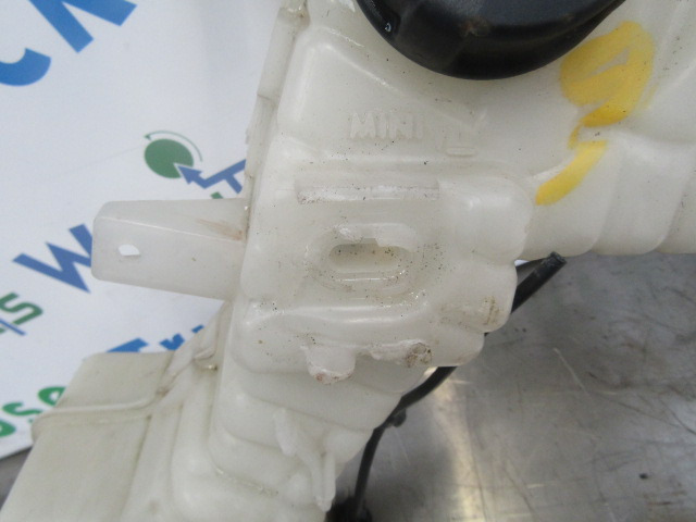 DAF LF 220 EURO 6 HEADERTANK - Motor och reservdelar för Lastbil: bild 2 DAF LF 220 EURO 6 HEADERTANK - Motor och reservdelar för Lastbil: bild 2