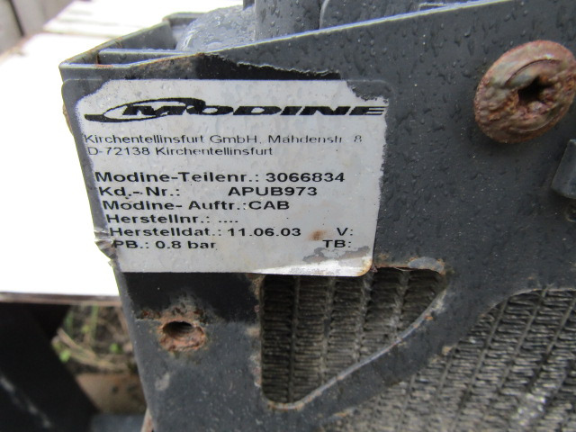 DAF LF 45/55 220/180 RADIATOR P/NO 3066834 - Kylare för Lastbil: bild 2 DAF LF 45/55 220/180 RADIATOR P/NO 3066834 - Kylare för Lastbil: bild 2