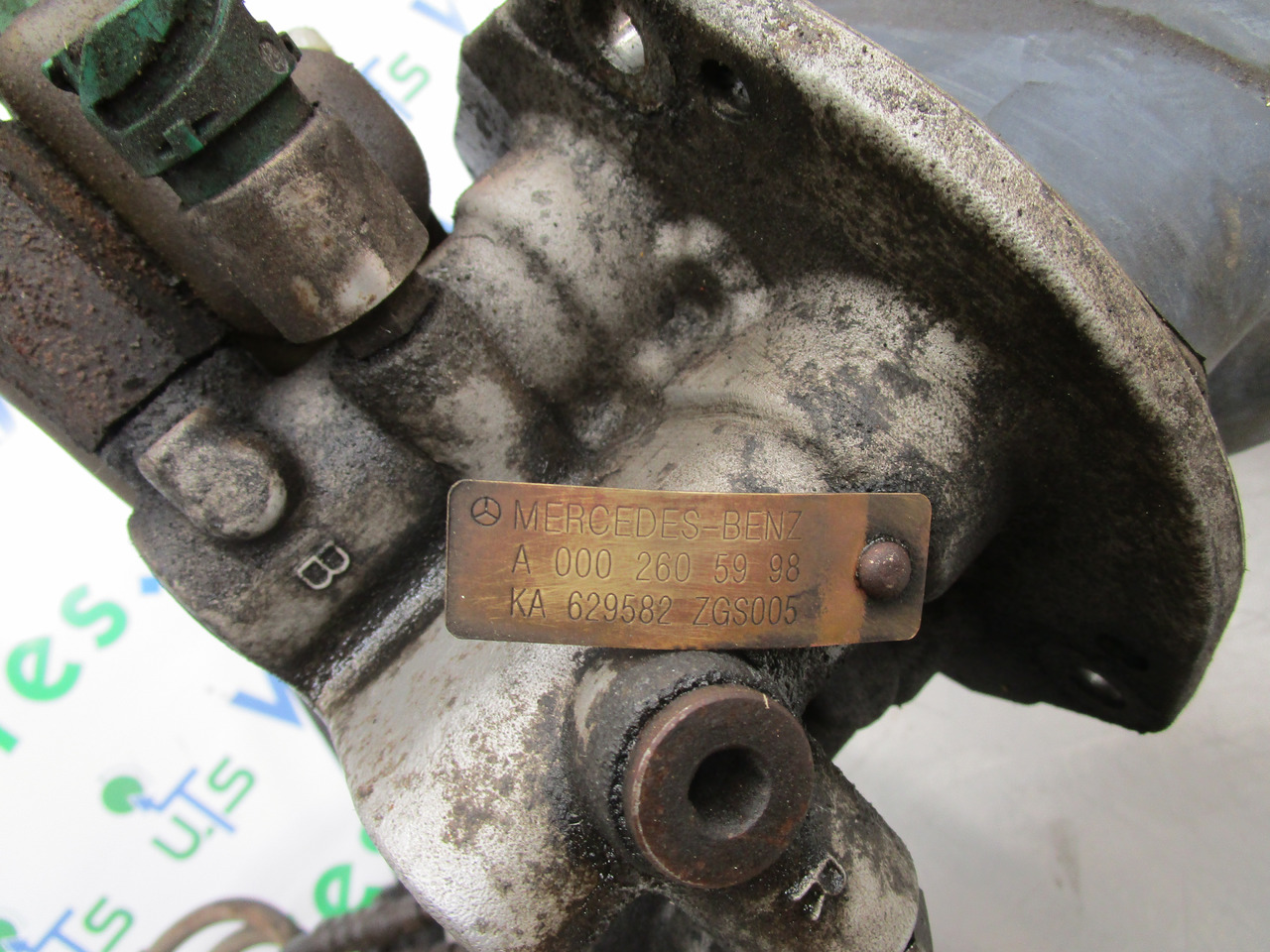 MERCEDES AXOR HYDRAULIC GEARCHANGE 9 SPEED - Hytt och interiör för Lastbil: bild 2 MERCEDES AXOR HYDRAULIC GEARCHANGE 9 SPEED - Hytt och interiör för Lastbil: bild 2