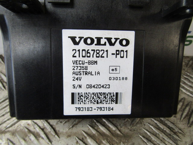VOLVO BBM ECU P/NO 21067821-P01 - Kontrollenhet för Lastbil: bild 2 VOLVO BBM ECU P/NO 21067821-P01 - Kontrollenhet för Lastbil: bild 2