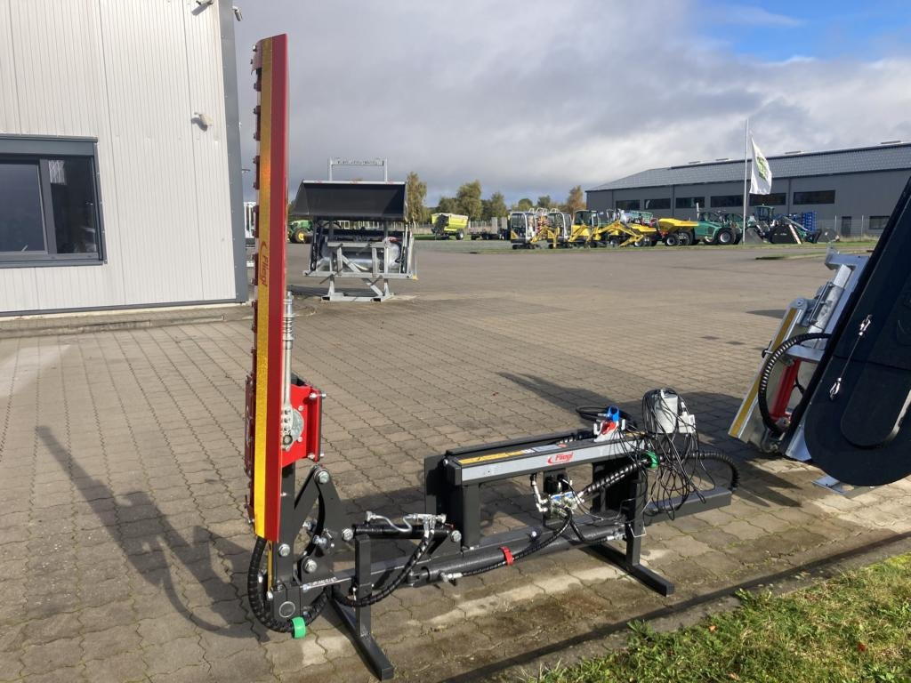 Fliegl ASTSCHERE 1450 - Slagklippare/ Slagslåtter: bild 1 Fliegl ASTSCHERE 1450 - Slagklippare/ Slagslåtter: bild 1