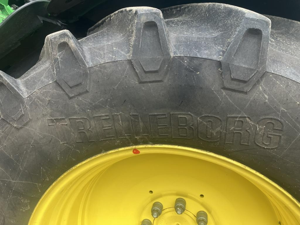 Traktor John Deere 6130R: bild 8 Traktor John Deere 6130R: bild 8