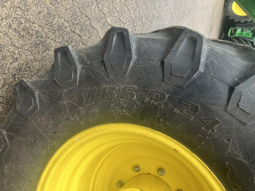 Traktor John Deere 6130R: bild 7 Traktor John Deere 6130R: bild 7