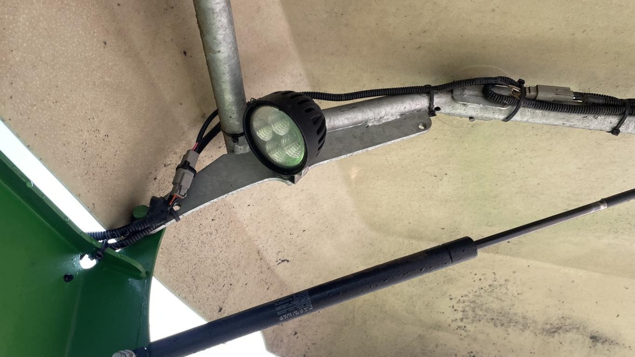 Utrustning för vallskörd John Deere C441R: bild 12