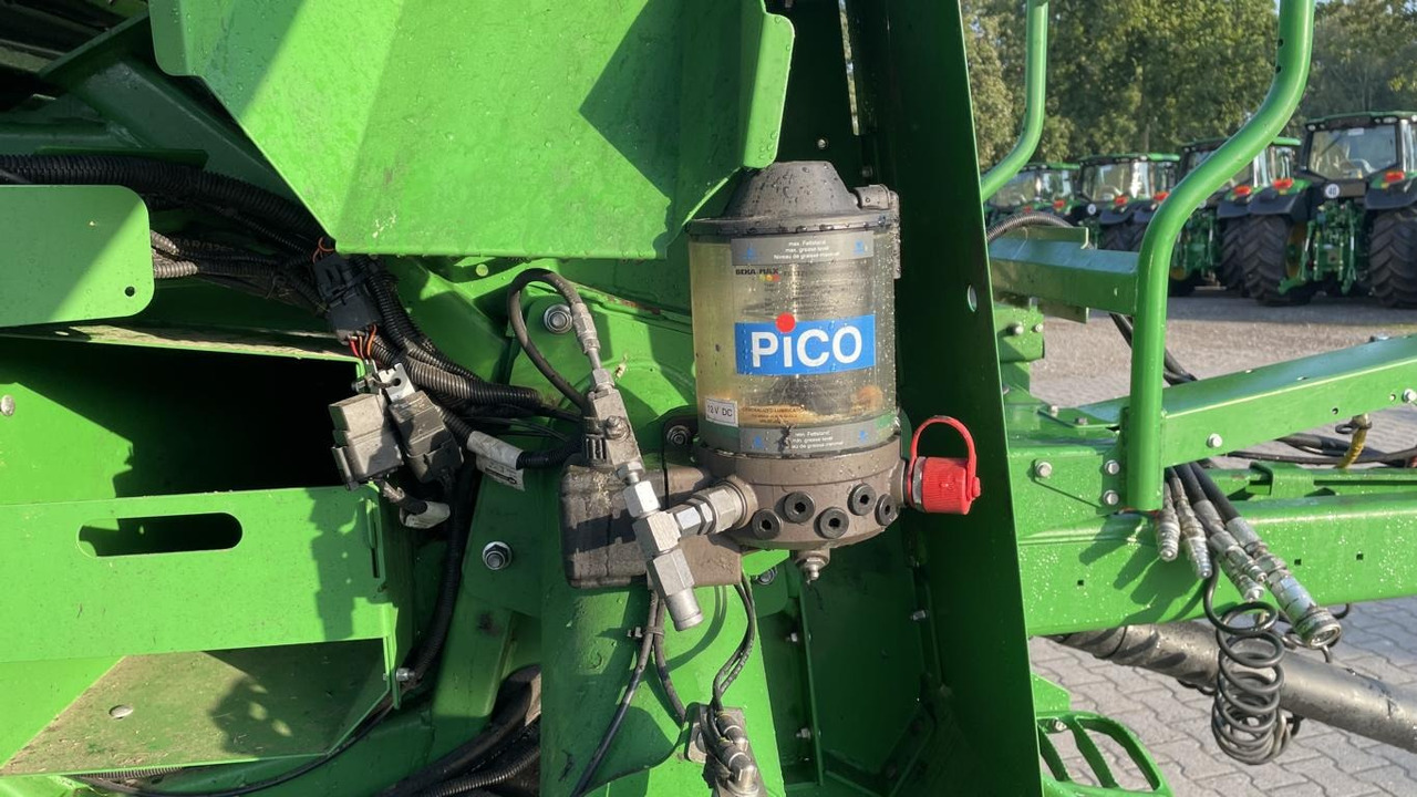 Utrustning för vallskörd John Deere C441R: bild 21