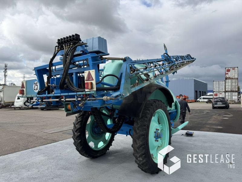 Berthoud TENOR 35-37 - Bogserad spruta: bild 3 Berthoud TENOR 35-37 - Bogserad spruta: bild 3