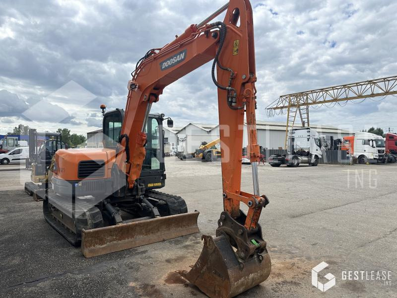 Doosan DX85R-3 - Minigrävmaskin: bild 4 Doosan DX85R-3 - Minigrävmaskin: bild 4
