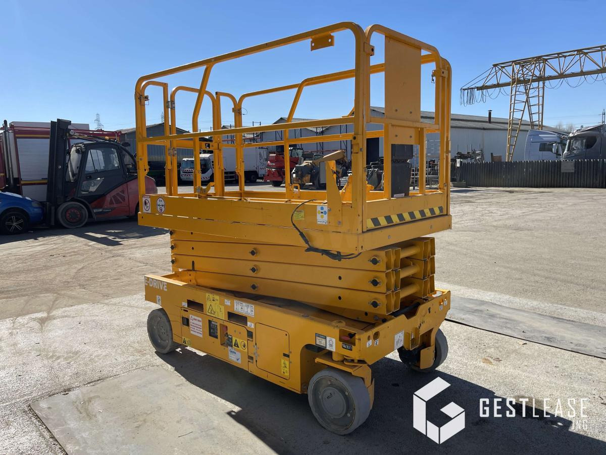 Genie GS-2646 - Saxlift: bild 1 Genie GS-2646 - Saxlift: bild 1