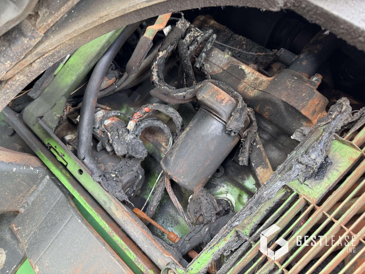 John Deere 6400 4RM - Traktor: bild 5 John Deere 6400 4RM - Traktor: bild 5